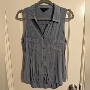 Button down tank